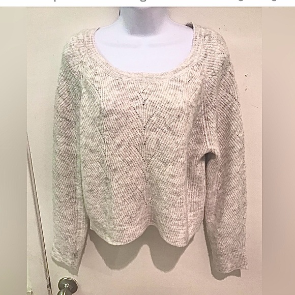 BEIGE SWEATER:KAISLEY BEIGE / OATMEAL CROPPED SWEATER MEDIUM - Picture 1 of 8